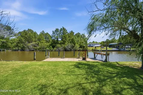 136 Simpson Road Barco NC 27917