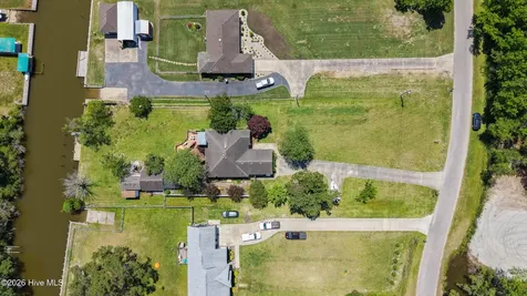 136 Simpson Road Barco NC 27917
