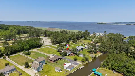 136 Simpson Road Barco NC 27917