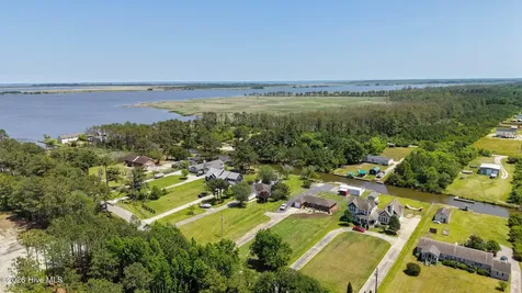 136 Simpson Road Barco NC 27917