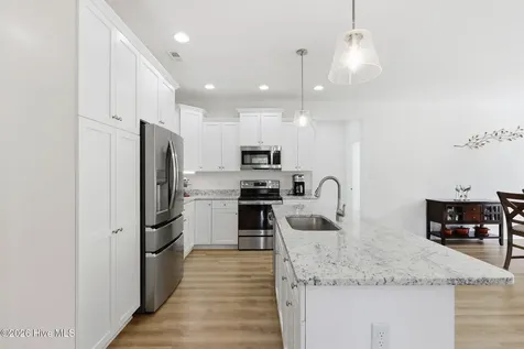 181 Finch Lane New Bern NC 28560