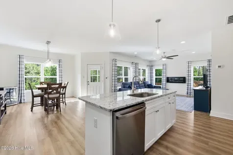 181 Finch Lane New Bern NC 28560