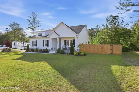181 Finch Lane New Bern NC 28560