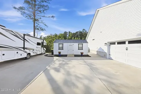 181 Finch Lane New Bern NC 28560