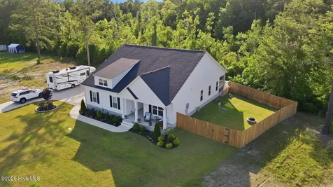 181 Finch Lane New Bern NC 28560