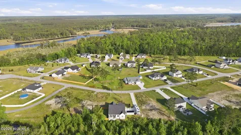 181 Finch Lane New Bern NC 28560