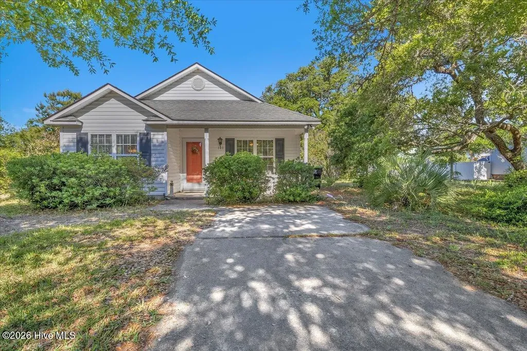 101 NE 52nd Street Oak Island NC 28465