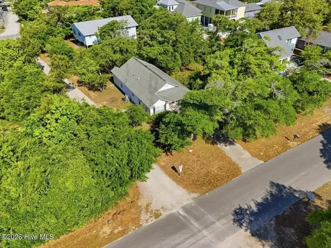 101 NE 52nd Street Oak Island NC 28465