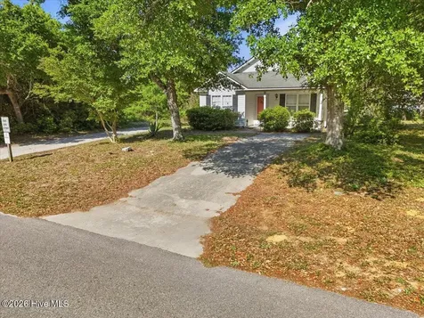 101 NE 52nd Street Oak Island NC 28465