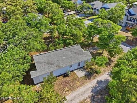 101 NE 52nd Street Oak Island NC 28465