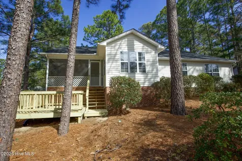 8 Moore Drive Pinehurst NC 28374
