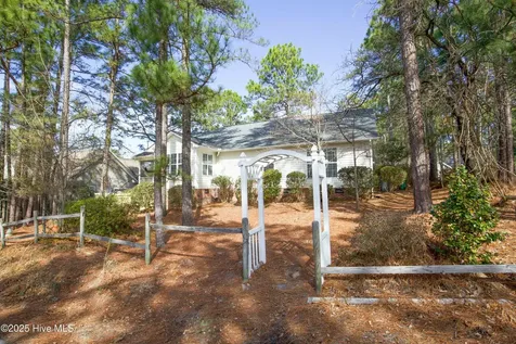 8 Moore Drive Pinehurst NC 28374