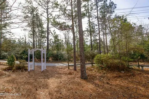 8 Moore Drive Pinehurst NC 28374