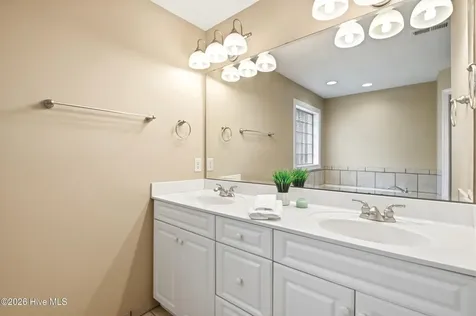 2604 Baypointe Cove Wilmington NC 28411