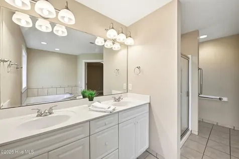 2604 Baypointe Cove Wilmington NC 28411