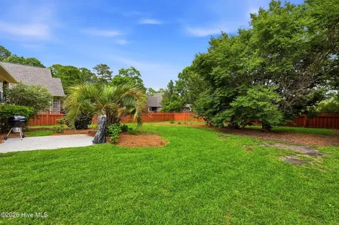 2604 Baypointe Cove Wilmington NC 28411