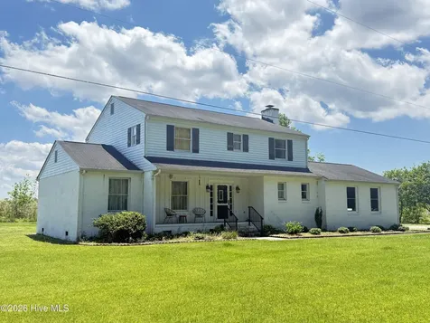 462 Old Cherry Road Creswell NC 27928
