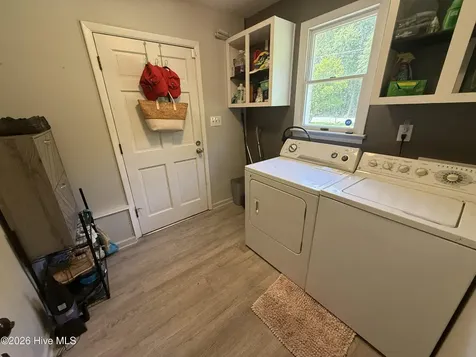 462 Old Cherry Road Creswell NC 27928