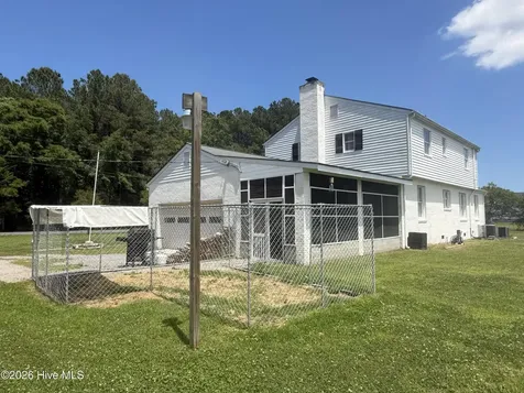 462 Old Cherry Road Creswell NC 27928