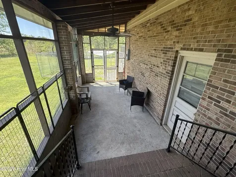 462 Old Cherry Road Creswell NC 27928