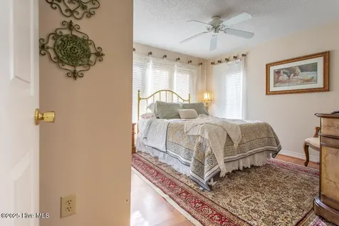 422 Albemarle Boulevard Hertford NC 27944
