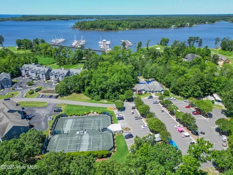 422 Albemarle Boulevard Hertford NC 27944