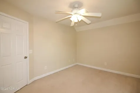 129 Lori Lane Aberdeen NC 28315