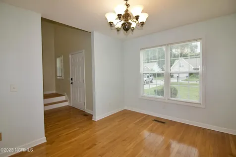 129 Lori Lane Aberdeen NC 28315