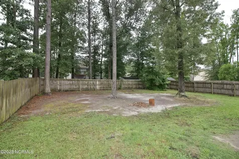 129 Lori Lane Aberdeen NC 28315