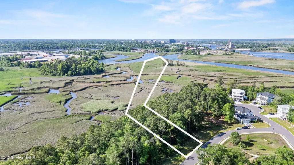 1620 Herons View Drive Wilmington NC 28401