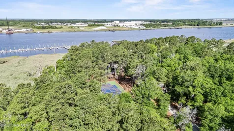 1620 Herons View Drive Wilmington NC 28401