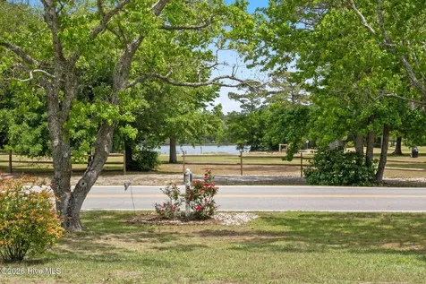 4769 Fish Factory Road SE Southport NC 28461