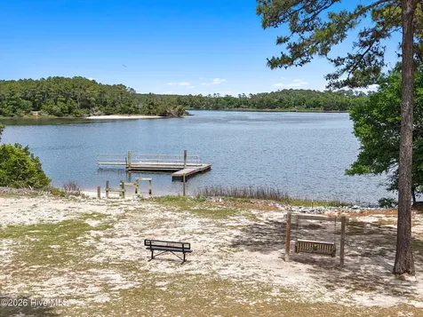 4769 Fish Factory Road SE Southport NC 28461