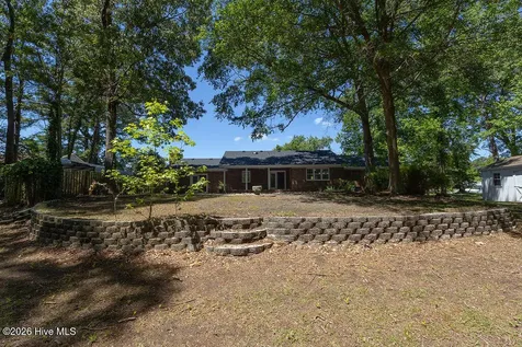 503 Castleton Drive Hertford NC 27944