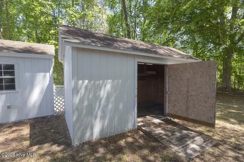 503 Castleton Drive Hertford NC 27944