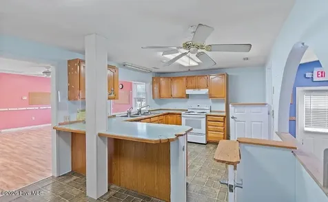 948 Sabbath Home Road SW Supply NC 28462