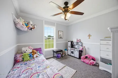 233 Baysden Pond Road Chinquapin NC 28521