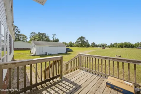 233 Baysden Pond Road Chinquapin NC 28521