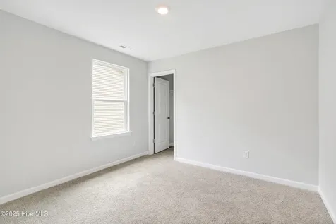 438 Oak Knoll Drive Jacksonville NC 28546