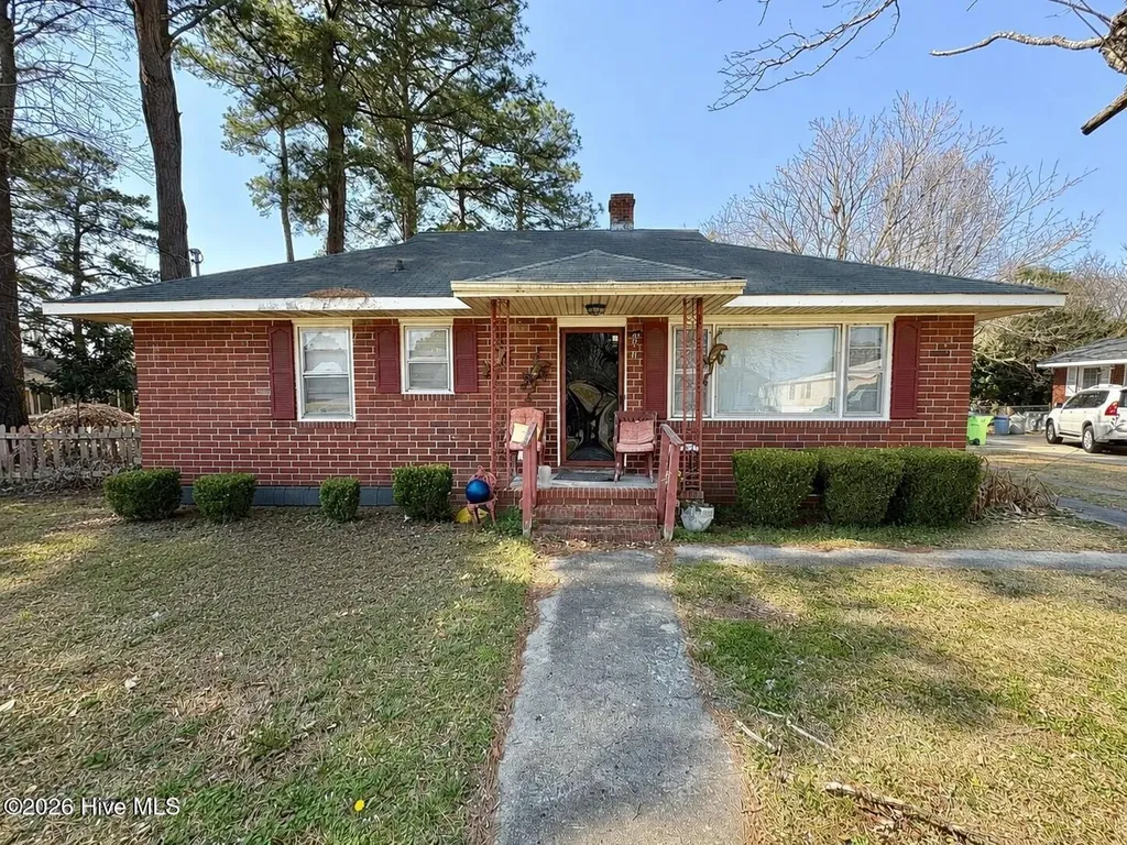 2612 Jones Street Winterville NC 28590