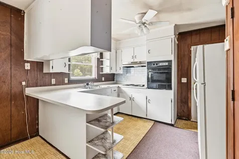 112 Jefferson Drive Hoffman NC 28347