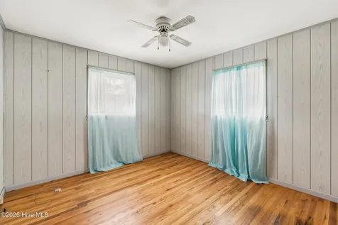 112 Jefferson Drive Hoffman NC 28347