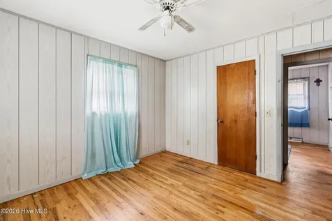 112 Jefferson Drive Hoffman NC 28347