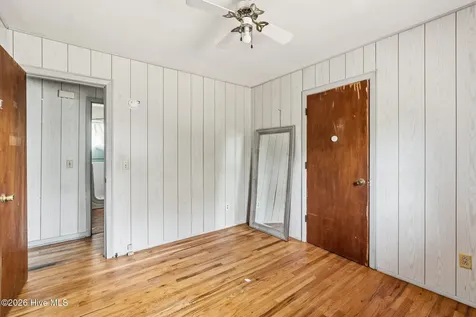 112 Jefferson Drive Hoffman NC 28347