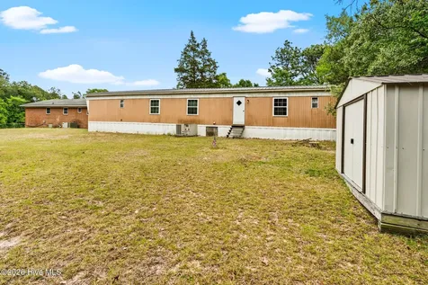112 Jefferson Drive Hoffman NC 28347