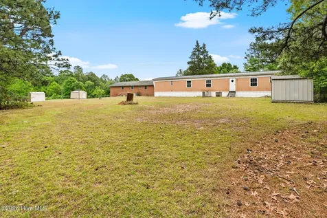 112 Jefferson Drive Hoffman NC 28347