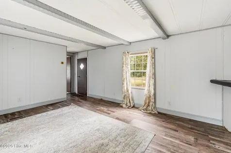 112 Jefferson Drive Hoffman NC 28347