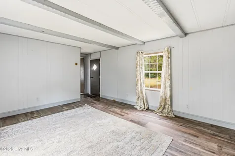 112 Jefferson Drive Hoffman NC 28347