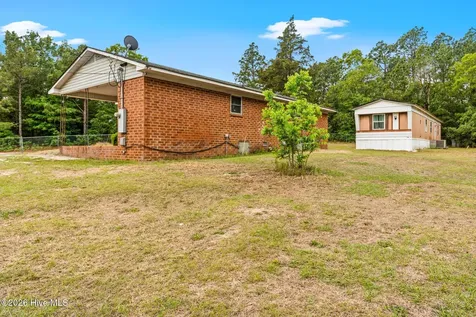 112 Jefferson Drive Hoffman NC 28347