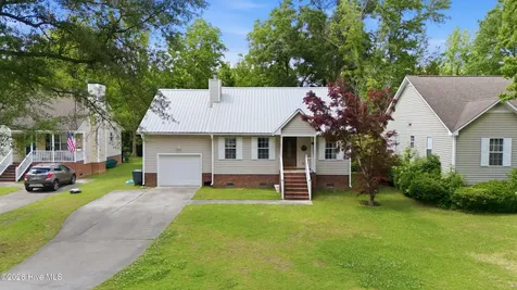 214 Trappers Trail New Bern NC 28560